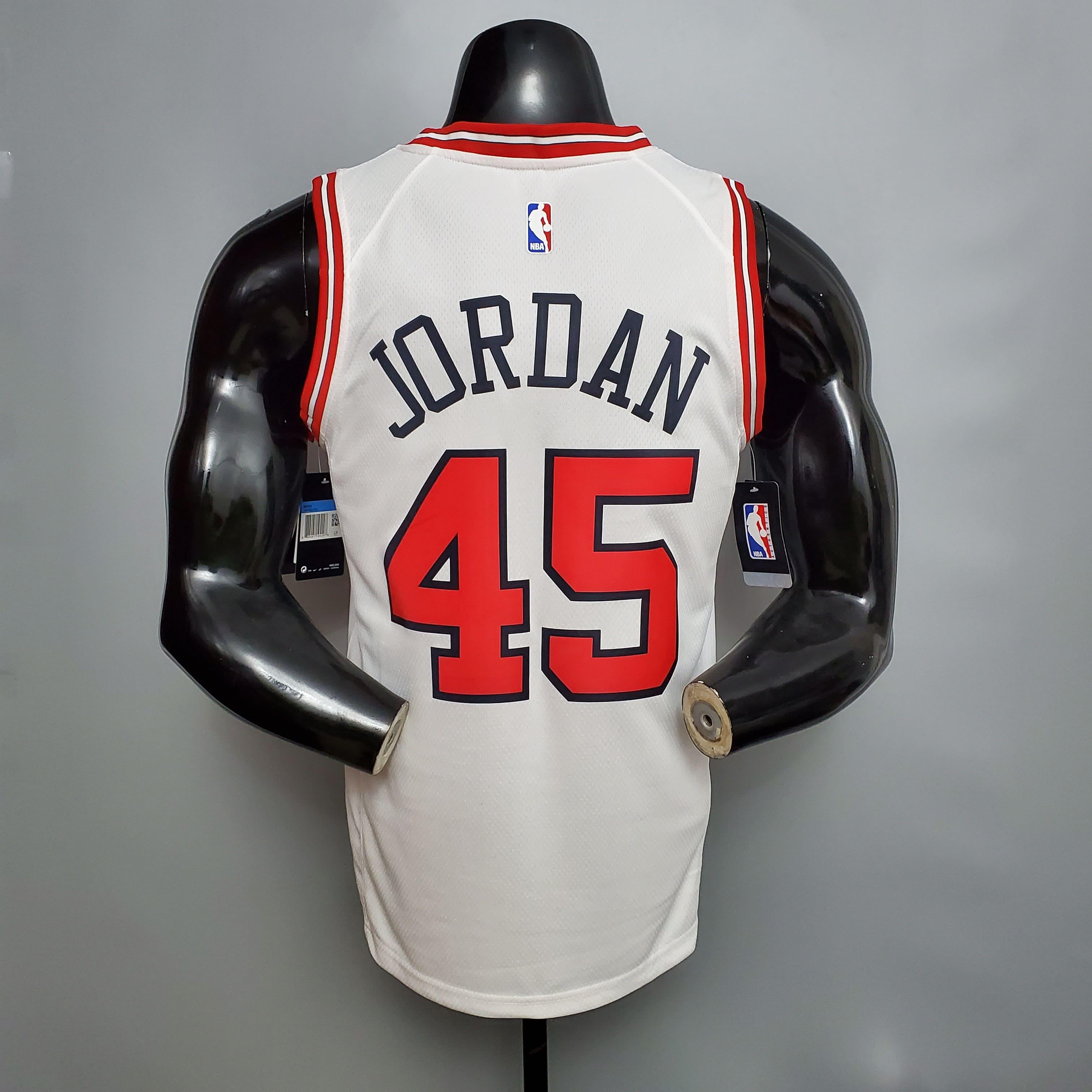 Regata NBA Chicago Bulls - Jordan #45 NCR White - ResPeita Sports 